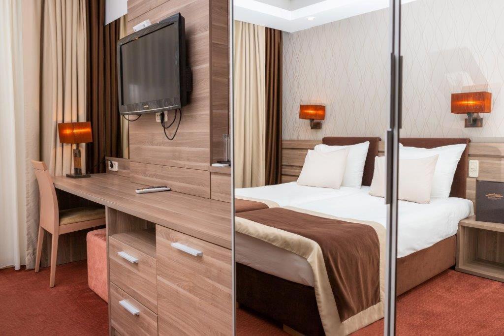 Hotel Danubia Park Veliko Gradište Exteriér fotografie
