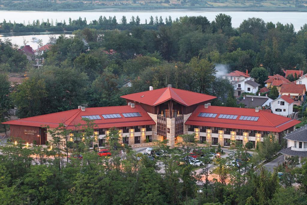 Hotel Danubia Park Veliko Gradište Exteriér fotografie