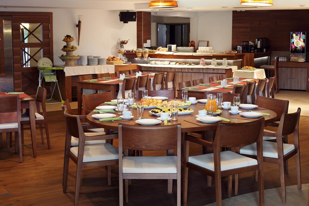Hotel Danubia Park Veliko Gradište Exteriér fotografie